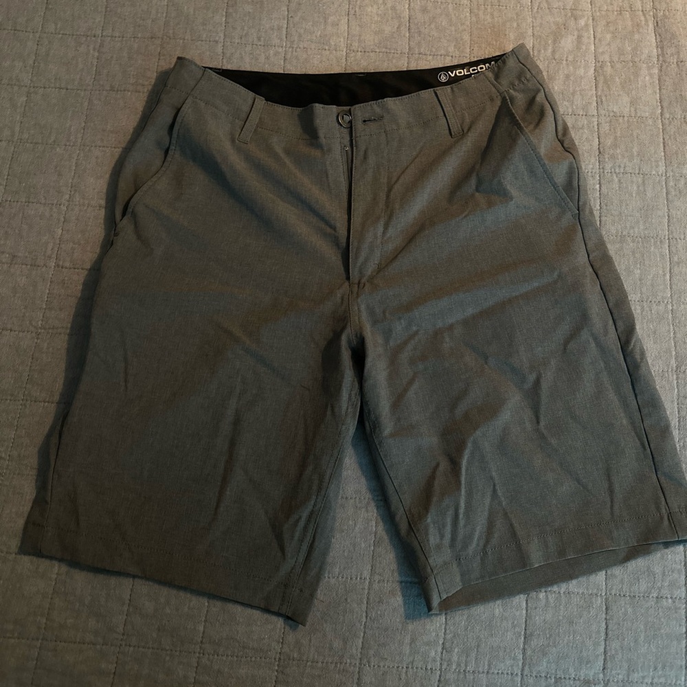 Volcom surf & turf shorts